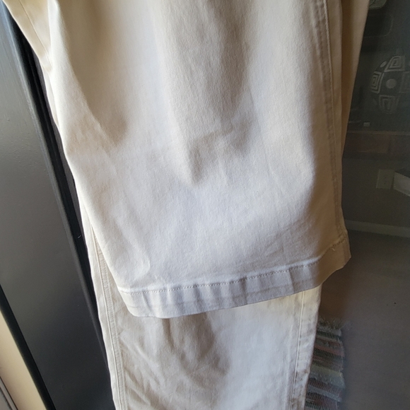 NWT STUDIO BLUE SUPER HIGH RISE & WIDE LEG WOMENS PANTS OFF WHITE JEANS SIZE 12 - Picture 6 of 8